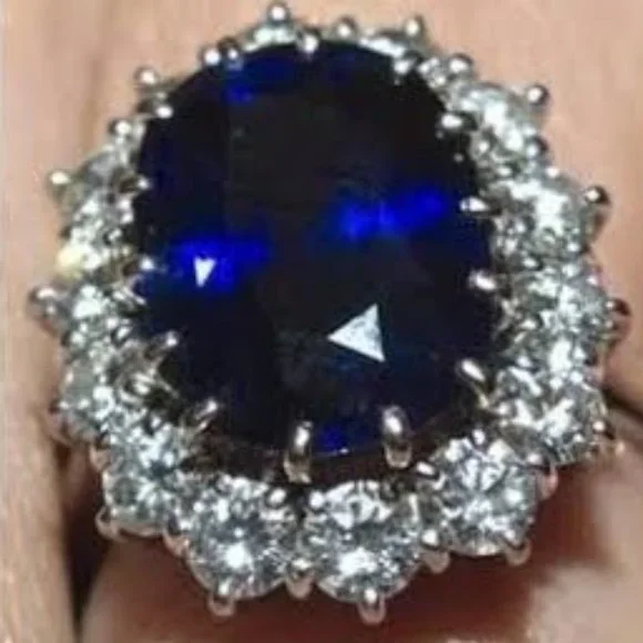 Princess Diana Kate Middleton Sapphire Ring CZ Crystal Engagement - Picture 6 of 11